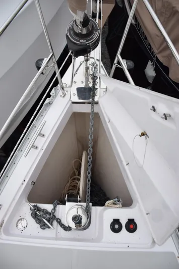 Jehm Of The Sea Yacht Photos Pics SPlit Anchor Locker - Deep