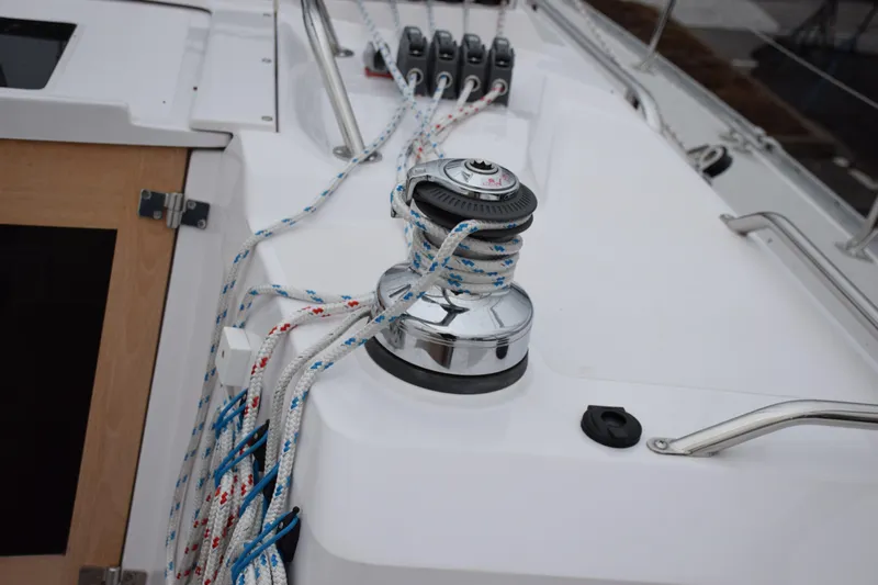 Jehm Of The Sea Yacht Photos Pics Electric Halyard/Mainsheet Winch Starboard