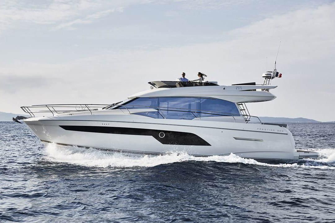 2018 Prestige 52 