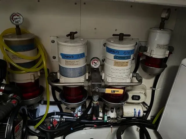 Wabisabi Yacht Photos Pics Dual Racors & Polishing unit IMG_0745.jpg