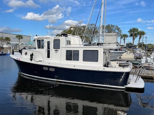 2003 American Tug 34