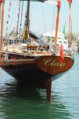 Yacht