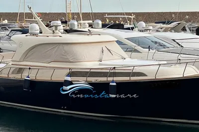 2005 Mochi Craft MOCHI 51 DOLPHIN