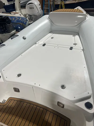  Yacht Photos Pics 2024 Grand Goldenline 850 boat deck with sleek design and modern features.