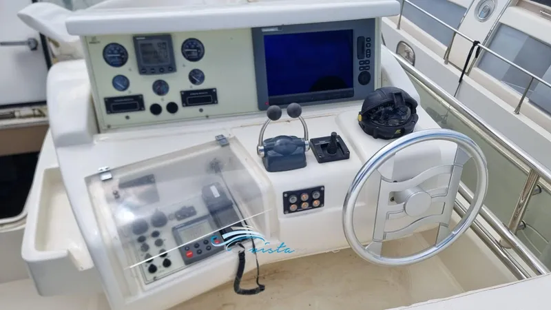  Yacht Photos Pics Ferretti 46 guida fly