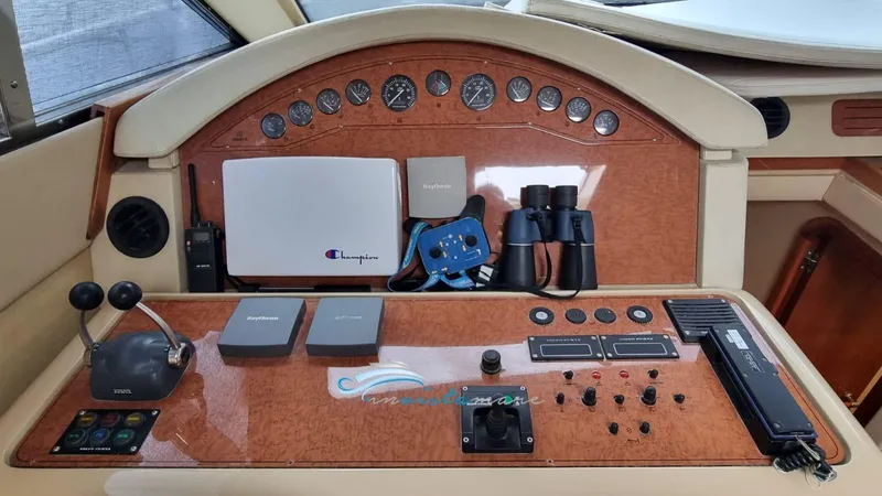  Yacht Photos Pics Ferretti 46 guida