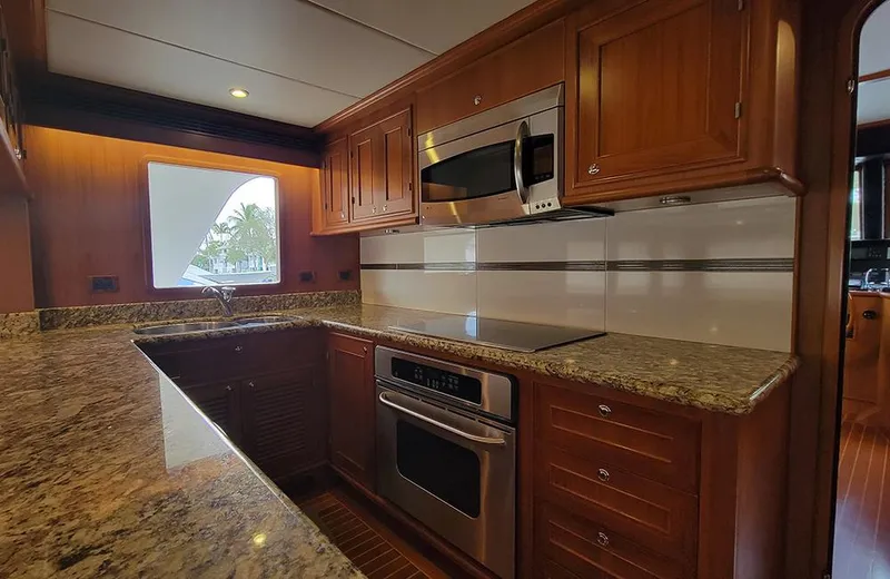 Tasman Yacht Photos Pics 