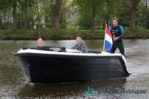 2022 Oud Huijzer 616 Tender nieuw 30pk