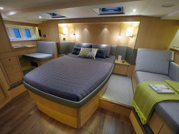 Tashatoo III Yacht Photos Pics Gunfleet 58 2013