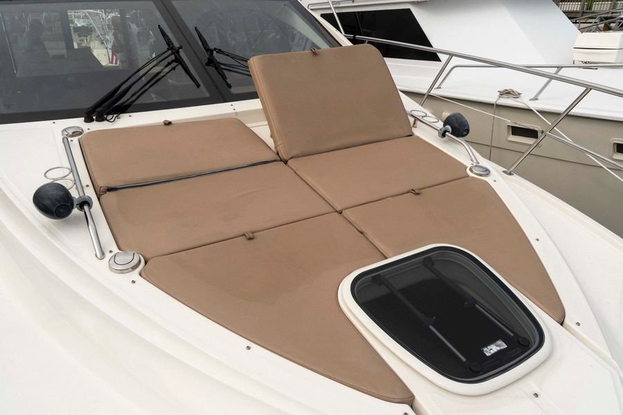 2017 Sea Ray 400 Sundancer