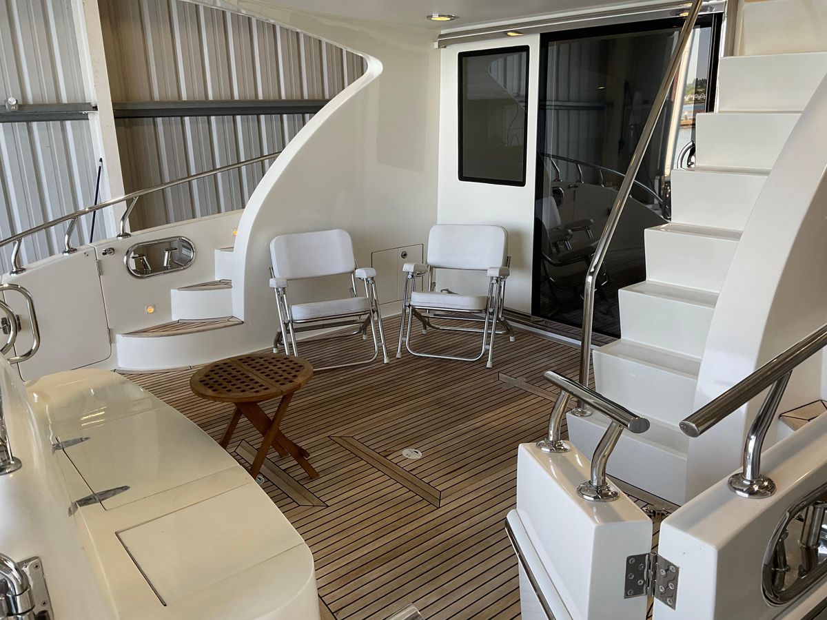 2007 Ocean Alexander 54 