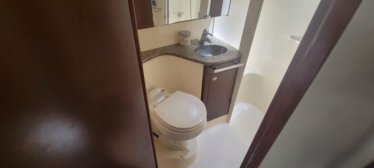 2007 Sea Ray 44 Sedan Bridge