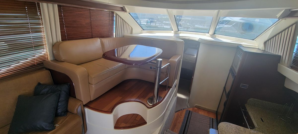 2007 Sea Ray 44 Sedan Bridge
