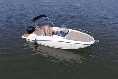 2024 Quicksilver Activ 605 Sundeck