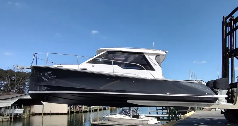 Singularity Yacht Photos Pics 