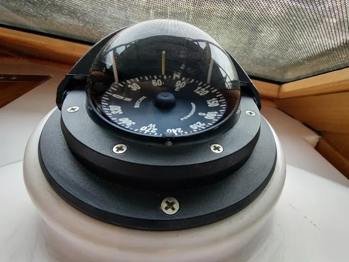 Singularity Yacht Photos Pics Compass on True North 34 boat, 2022 model, showing navigation directions.