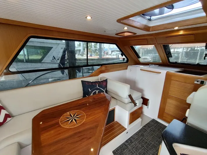 Singularity Yacht Photos Pics 