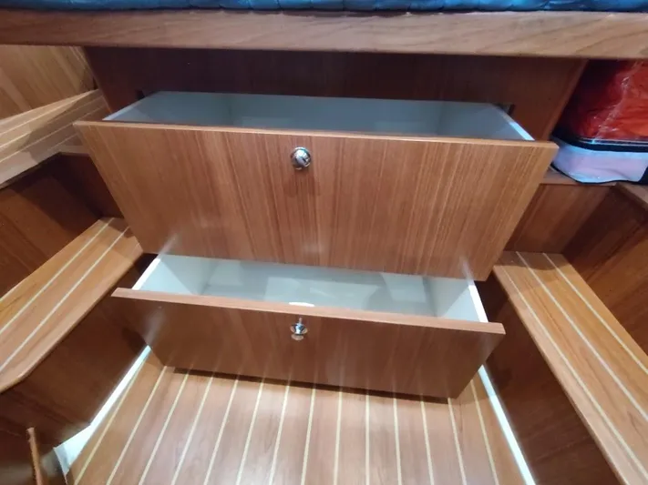 Singularity Yacht Photos Pics 