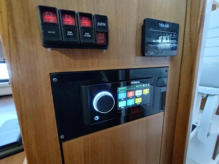 Singularity Yacht Photos Pics 