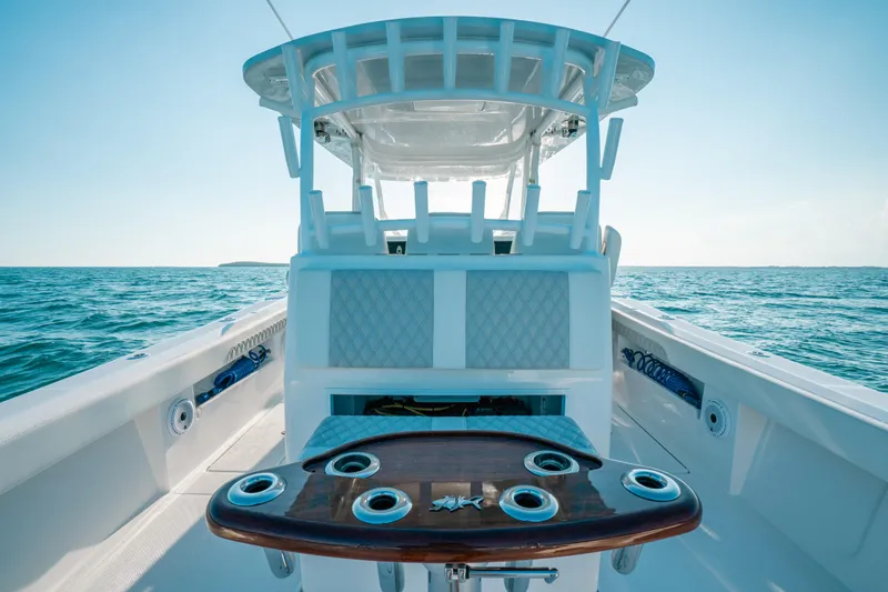  Yacht Photos Pics 2023 Front Runner 39 Center Console boat on open sea, featuring sleek design and spacious deck.