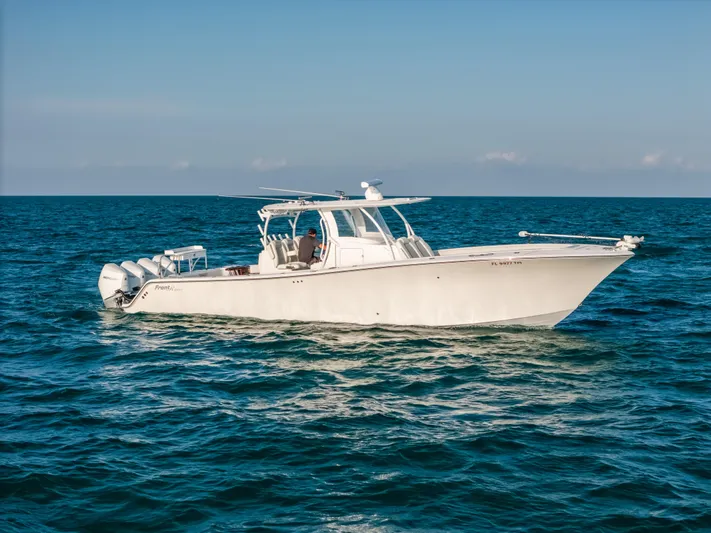  Yacht Photos Pics 2023 Front Runner 39 Center Console boat cruising on open water.
