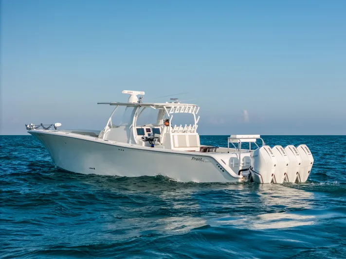  Yacht Photos Pics 2023 Front Runner 39 Center Console boat cruising on open water.