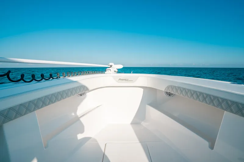  Yacht Photos Pics 2023 Front Runner 39 Center Console boat on open sea, clear blue sky.