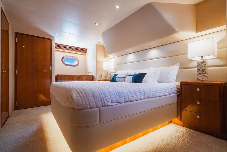 Into The Blue Yacht Photos Pics 