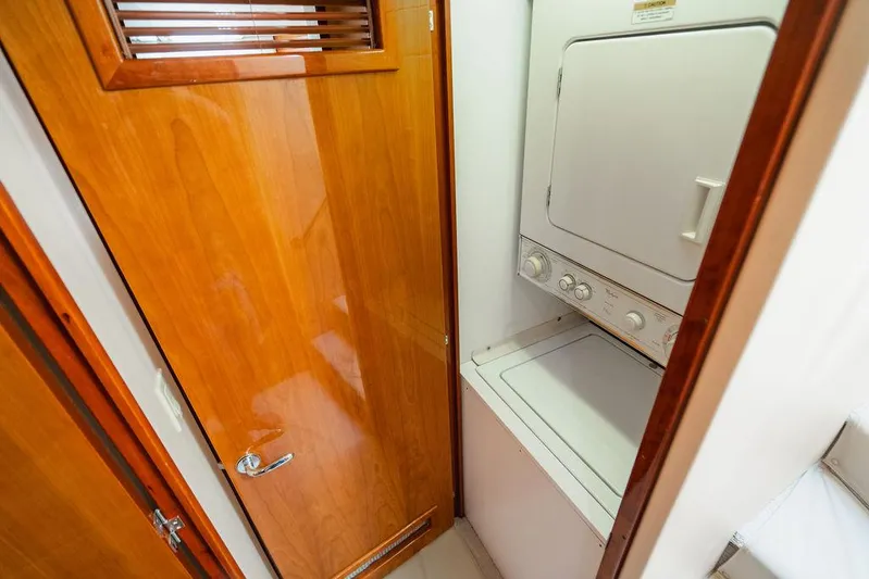 Into The Blue Yacht Photos Pics 