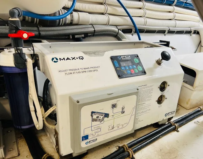 Into The Blue Yacht Photos Pics 