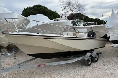 1984 Boston Whaler 22 Outrage