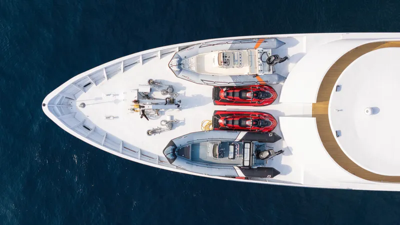 Grand Cru Yacht Photos Pics 