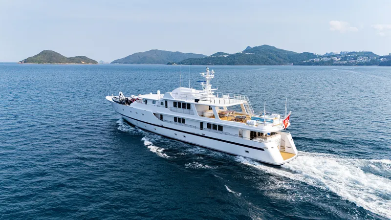 Grand Cru Yacht Photos Pics 