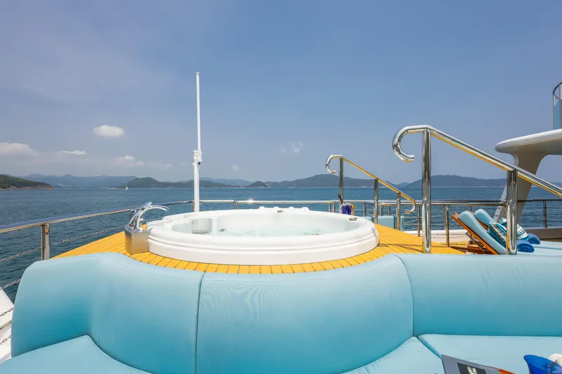 Grand Cru Yacht Photos Pics 