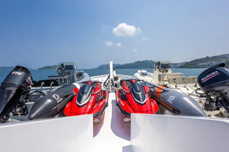 Grand Cru Yacht Photos Pics 