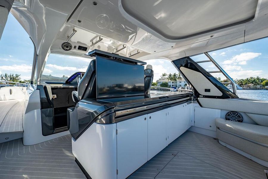 2022 Azimut Verve 47