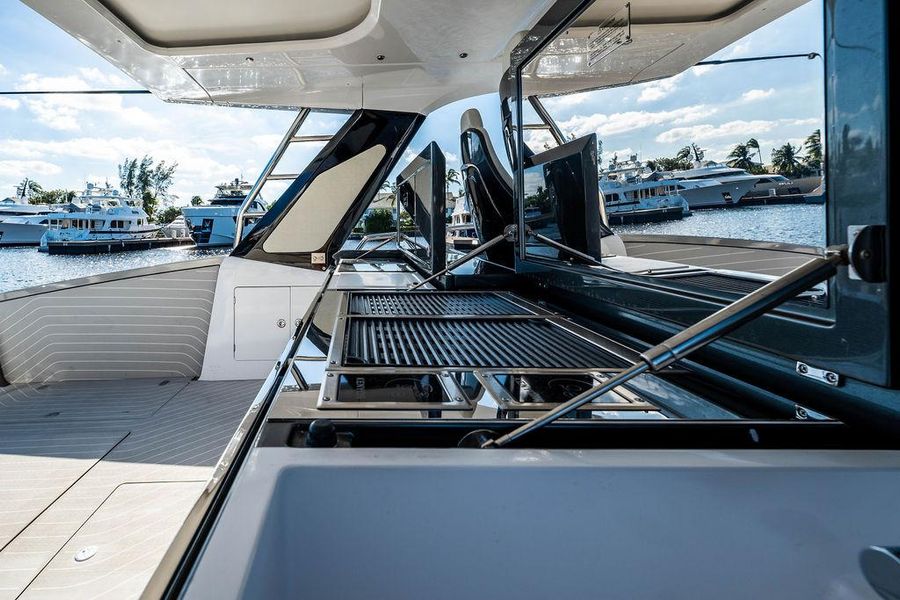 2022 Azimut Verve 47