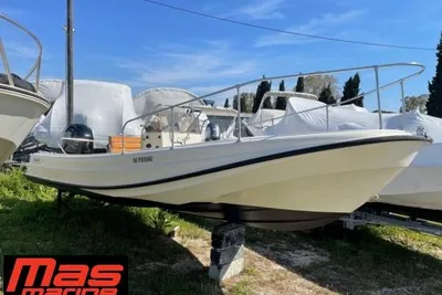 1976 Boston Whaler 21 Outrage