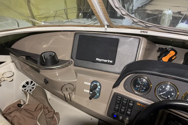 Allegedly Yacht Photos Pics Control panel of a 2000 Carver 396 Motor Yacht with Raymarine navigation system.