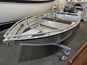 2022 Qwest B381