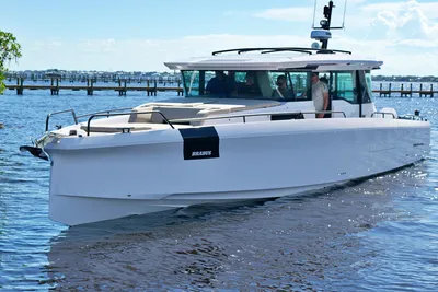 Axopar 45 XC Cross Cabin