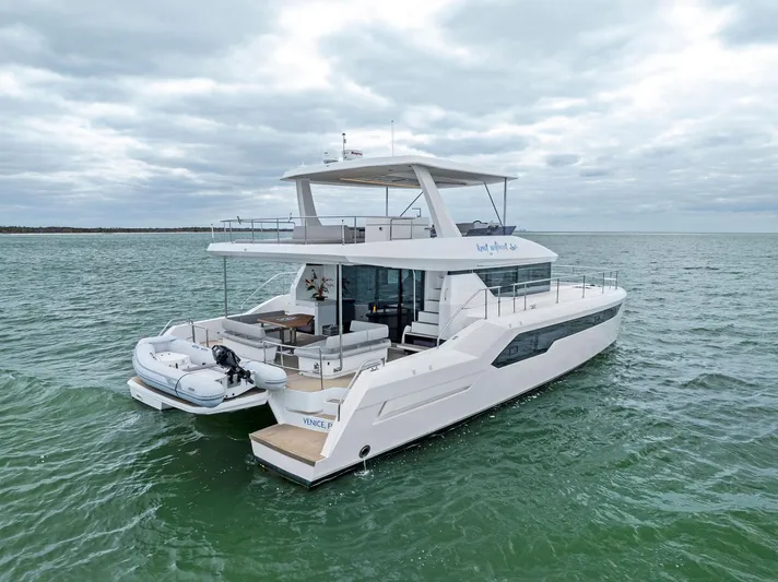 53 Powercat Yacht Photos Pics 