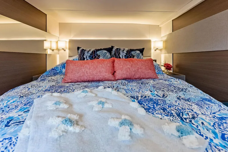 53 Powercat Yacht Photos Pics 