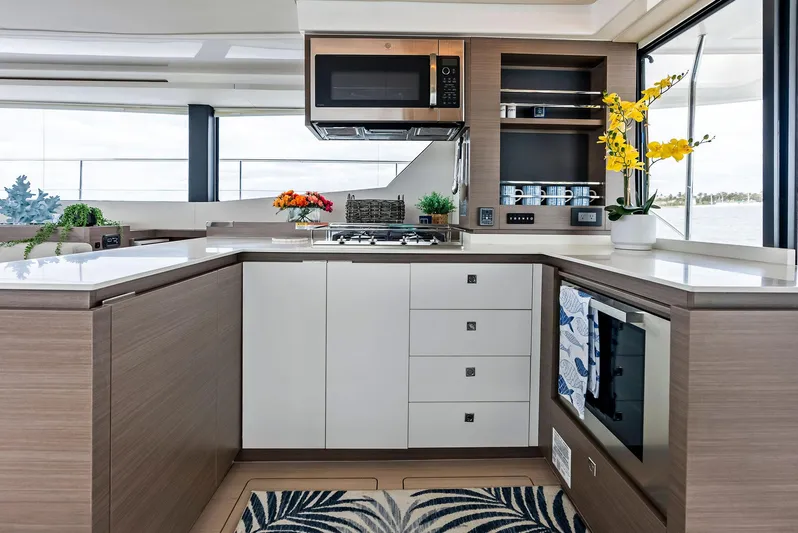 53 Powercat Yacht Photos Pics 