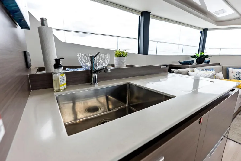 53 Powercat Yacht Photos Pics 