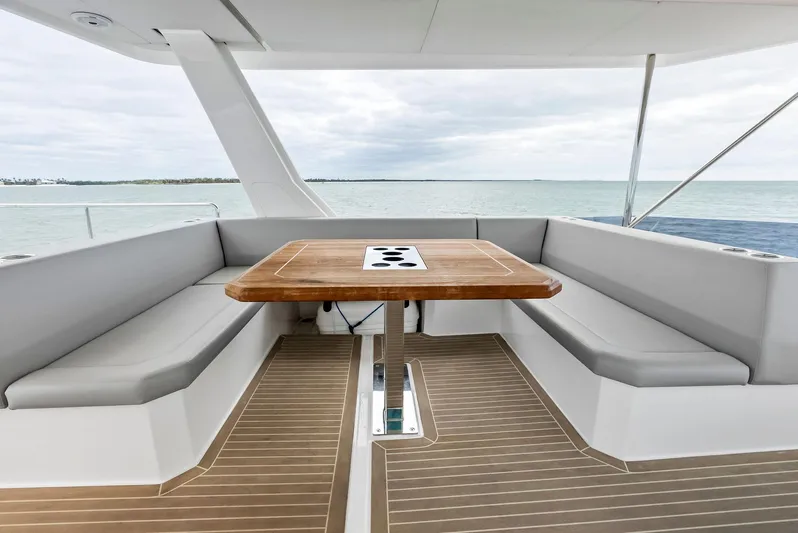 53 Powercat Yacht Photos Pics 