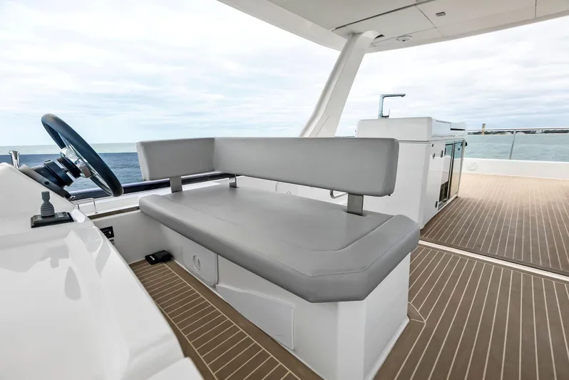 53 Powercat Yacht Photos Pics 