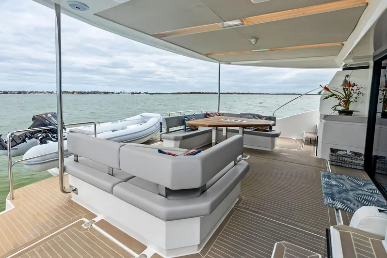 53 Powercat Yacht Photos Pics 