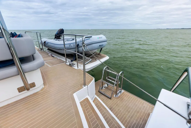 53 Powercat Yacht Photos Pics 