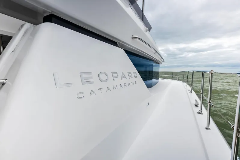 53 Powercat Yacht Photos Pics 